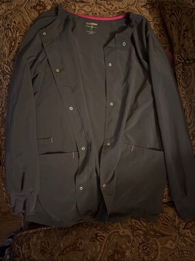 Scrubstar Dark Gray Women's Snap-Front Lightweight Scrub Jacket with Pink Trim